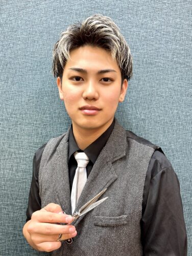 橋本　羽玖